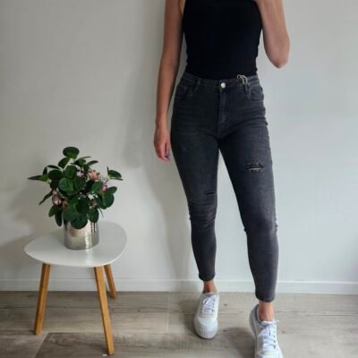crne skinny traperice visokog struka